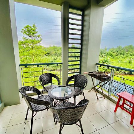 Faizal Madhi Homestay كوشنج المظهر الخارجي الصورة