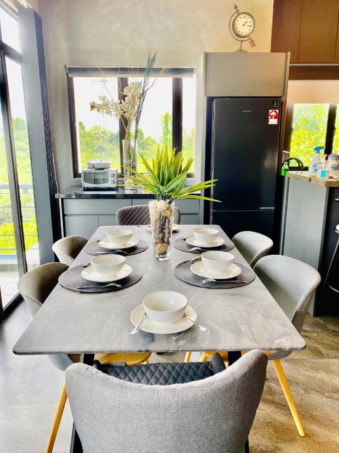 Faizal Madhi Homestay كوشنج المظهر الخارجي الصورة
